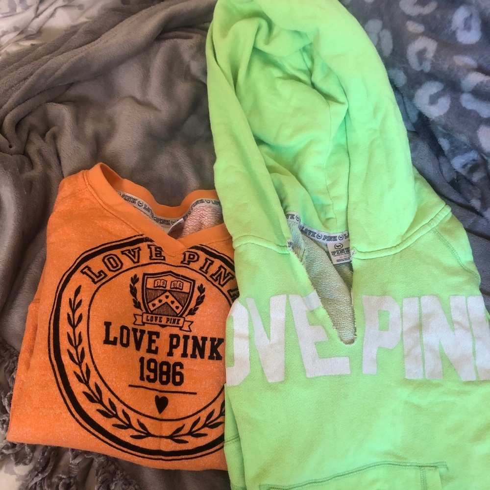 S/M Vs Pink Sweaters